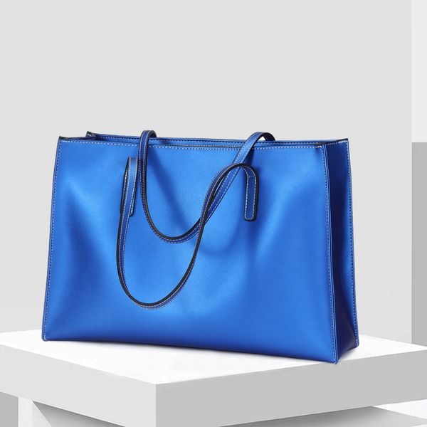 new fashion explosion models european and american women's bags leather bags shoulder bags handbags brand manufacturers wholesale
new fashion explosion models european and american women's bags leather bags shoulder bags handbags brand manufacturers wholesale