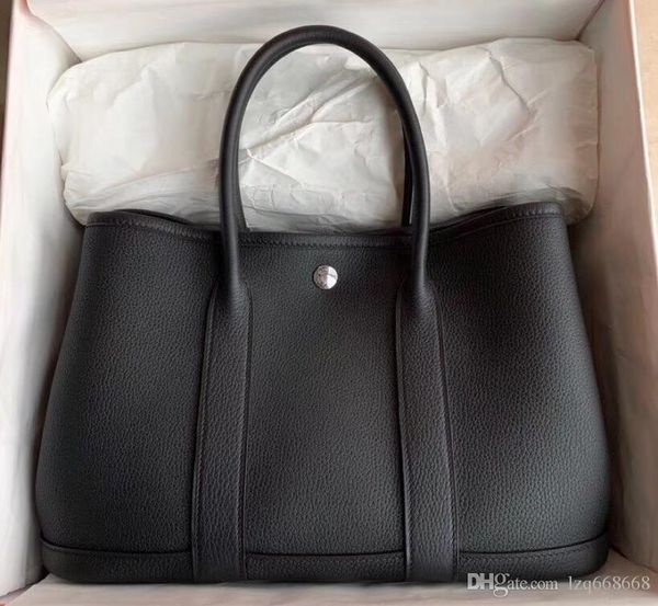 the new style garden bag in 2019 is a must-have item for celebrities and celebrities to show their elegant temperament. the quality is absol
the new style garden bag in 2019 is a must-have item for celebrities and celebrities to show their elegant temperament. the quality is absol