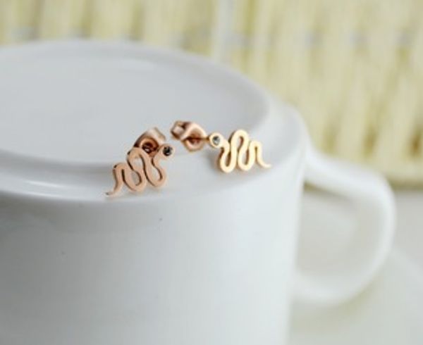 wholesale one diamond single diamond bare rose gold titanium steel necklace, Golden;silver
wholesale one diamond single diamond bare rose gold titanium steel necklace, Golden;silver