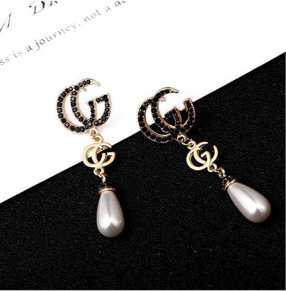 2020 selling high-quality jewelry letter earrings pearl long pendant temperament elegant gifts, Golden;silver
2020 selling high-quality jewelry letter earrings pearl long pendant temperament elegant gifts, Golden;silver