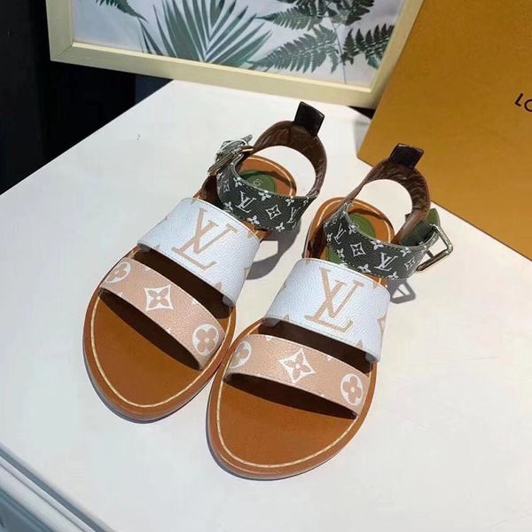 new ladies summer gladiator sandals non-slip quick-drying outdoor slippers beach fashion luxury designer ladies sandals 09 yards 35-41
new ladies summer gladiator sandals non-slip quick-drying outdoor slippers beach fashion luxury designer ladies sandals 09 yards 35-41