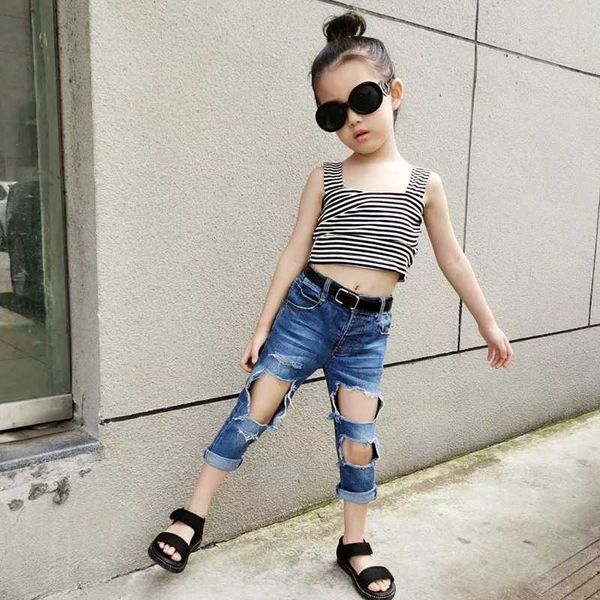 jeans summer girls baby denim pants kids cropped trousers children streetwear capri irregular hole elastic soft 3 to 12 yrs, Blue
jeans summer girls baby denim pants kids cropped trousers children streetwear capri irregular hole elastic soft 3 to 12 yrs, Blue