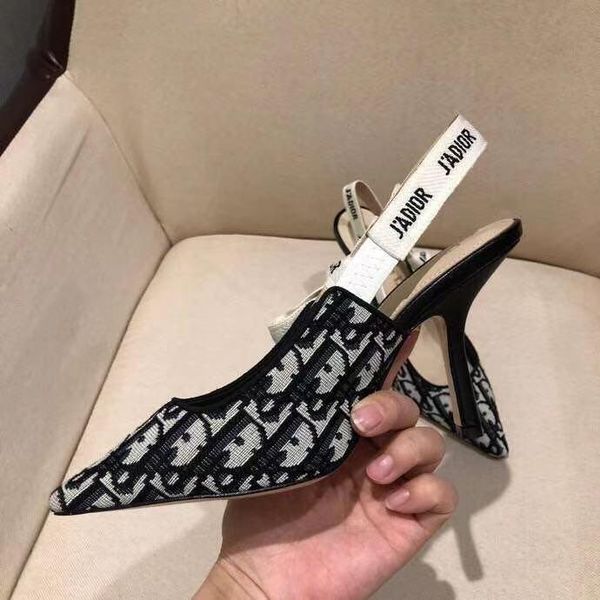 2019 woman ummer andal rivet big bowknot flip flop beach andalia feminina flat jelly de igner andal
2019 woman ummer andal rivet big bowknot flip flop beach andalia feminina flat jelly de igner andal
