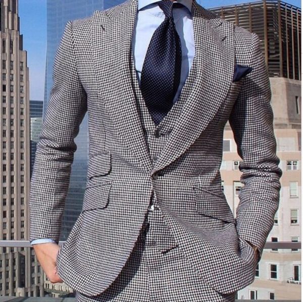 fashionable one button groomsmen peak lapel groom tuxedos men suits wedding/prom/dinner man blazer(jacket+pants+tie+vest) 721, Black;gray
fashionable one button groomsmen peak lapel groom tuxedos men suits wedding/prom/dinner man blazer(jacket+pants+tie+vest) 721, Black;gray