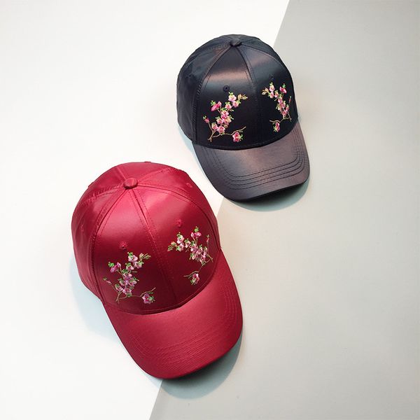 новая высокого qulity цветочной вышивки женская snapback caps приятной бейсболка sunhat досуг шляпа мода chapeu feminino ajustable, Blue;gray 
новая высокого qulity цветочной вышивки женская snapback caps приятной бейсболка sunhat досуг шляпа мода chapeu feminino ajustable, Blue;gray