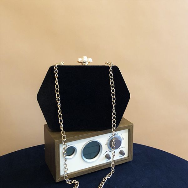 velvet diamond pearl handbag vintage velour crystal flower evening bag diamond wedding party bride clutch bag purse
velvet diamond pearl handbag vintage velour crystal flower evening bag diamond wedding party bride clutch bag purse
