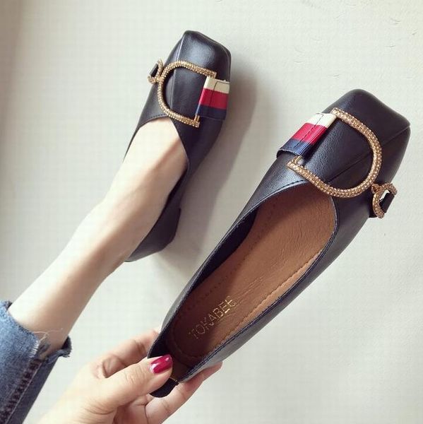 new 2018 spring and autumn fashion women's square metal buckle flat shoes soft primer leather shallow mouth woman moccasins, Black
new 2018 spring and autumn fashion women's square metal buckle flat shoes soft primer leather shallow mouth woman moccasins, Black