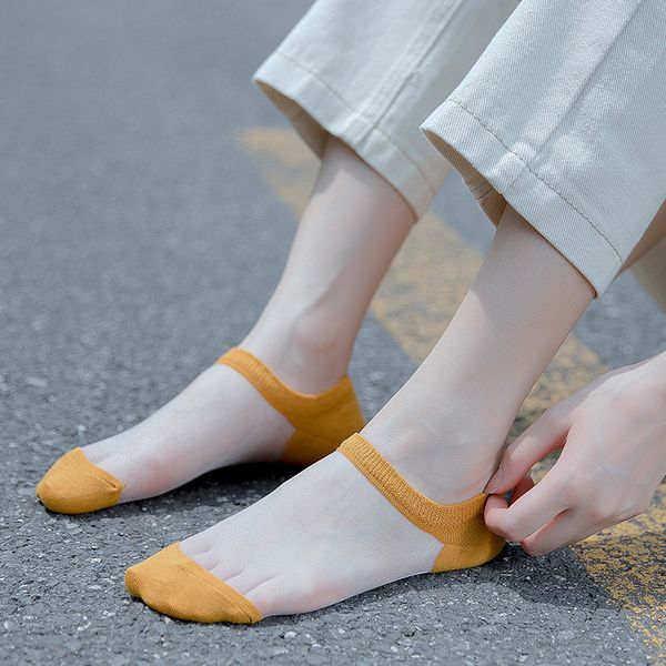 women's socks spring and summer new thin socks casual cotton invisible cute comfortable retro non slip silk female boat, Black;white
women's socks spring and summer new thin socks casual cotton invisible cute comfortable retro non slip silk female boat, Black;white
