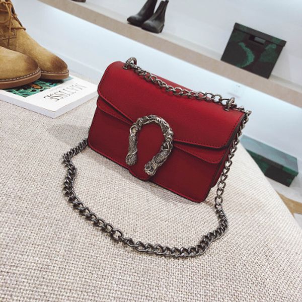Fashion Women Bags New Design Girls' Shoulder Bags Diagonal Quality Leather Lady Handbags Vintage Chains bags for women 2018
Fashion Women Bags New Design Girls' Shoulder Bags Diagonal Quality Leather Lady Handbags Vintage Chains bags for women 2018
