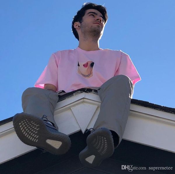новая 18ss ожерелье t shirts hip hop скейтборд o шеи лето классического хлопок футболка, White;black
новая 18ss ожерелье t shirts hip hop скейтборд o шеи лето классического хлопок футболка, White;black