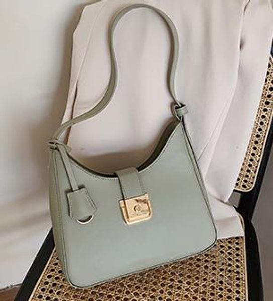 

Designer Senior Sense Niche Bag New Retro Fashion Baguette Luxury Casual Shoulder Slung Armpit Bag