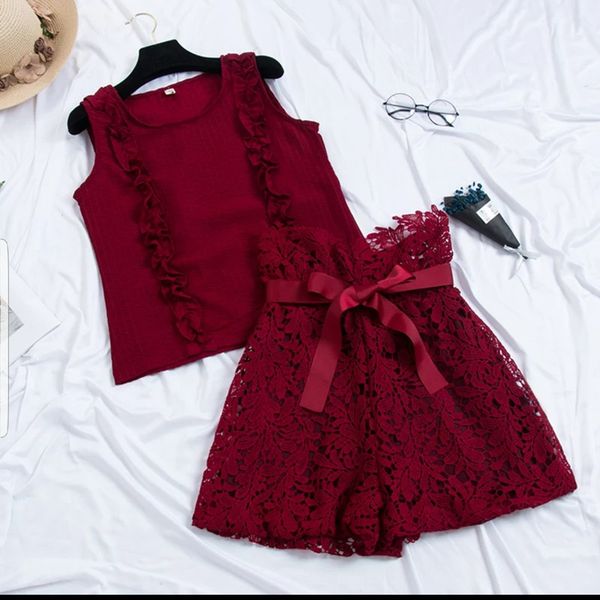 two pieces set women 2019 summer lace sweet suits elegant sleeveless shirt + elastic high waist bow belt shorts pants suits, White
two pieces set women 2019 summer lace sweet suits elegant sleeveless shirt + elastic high waist bow belt shorts pants suits, White