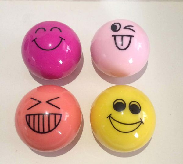 makeup lip blam smiley lip gloss moisturizer nutritious fruit lip balm 4 color ice cream lipgloss cosmetic
makeup lip blam smiley lip gloss moisturizer nutritious fruit lip balm 4 color ice cream lipgloss cosmetic