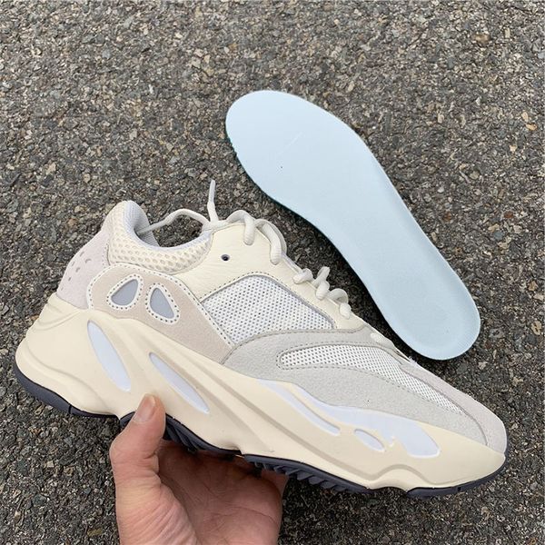 2019 700 2 5 13 new analog mens women designer sneakers kanye v west sport running with box us- outdoor shoes
2019 700 2 5 13 new analog mens women designer sneakers kanye v west sport running with box us- outdoor shoes