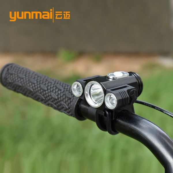 xml t6+2*xpe led 360 degree rotating voluntarily automative lighting exceed light a mountain country car ride
xml t6+2*xpe led 360 degree rotating voluntarily automative lighting exceed light a mountain country car ride