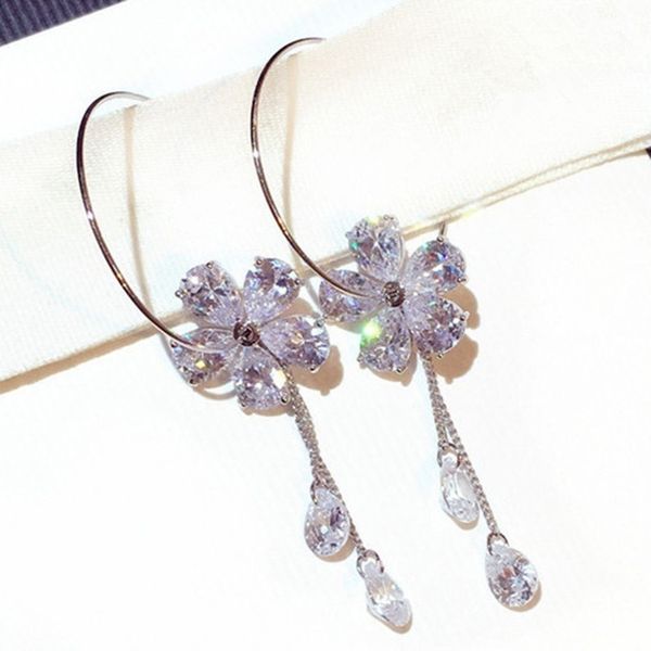 carofeez modern women earrings cute flower crystal rhinestones hoop earrings for women jewelry wedding accessories girl gift, Golden;silver
carofeez modern women earrings cute flower crystal rhinestones hoop earrings for women jewelry wedding accessories girl gift, Golden;silver