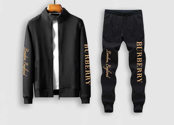 paris autumn men's designer sportswear letter print jogging suit long sleeve casual couple medusa sportswear set, Black;blue
paris autumn men's designer sportswear letter print jogging suit long sleeve casual couple medusa sportswear set, Black;blue