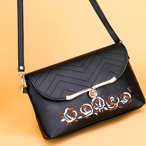 women elegant bag messenger bag soft leather shoulder exquisite girl portable handbag graceful female fashion casual
women elegant bag messenger bag soft leather shoulder exquisite girl portable handbag graceful female fashion casual