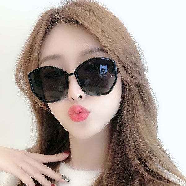 uv sunglasses influx of men round face eyes red europe and america 2018 new korean network glasses sunglasses, White;black
uv sunglasses influx of men round face eyes red europe and america 2018 new korean network glasses sunglasses, White;black