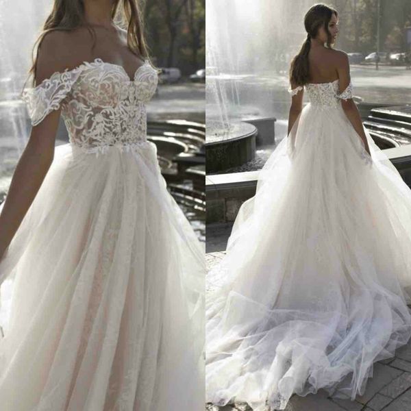 2020 bohemian a line wedding dress off the shoulder lace appliqued country beach boho bridal gowns, White
2020 bohemian a line wedding dress off the shoulder lace appliqued country beach boho bridal gowns, White