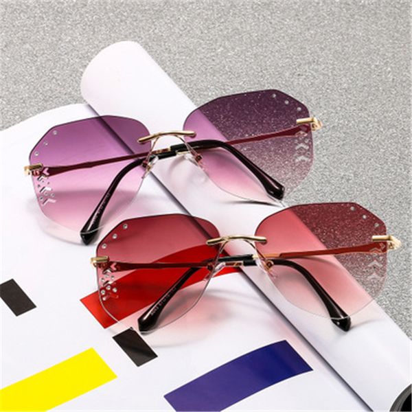 sunglasses new women's shades rimless cutting edge fashion diamond inlaid marine film sunglasses trend protective glasses wholesale, White;black
sunglasses new women's shades rimless cutting edge fashion diamond inlaid marine film sunglasses trend protective glasses wholesale, White;black