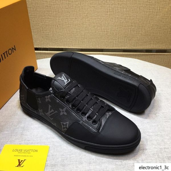 2019qwi spring and autumn men s casual sports shoes high-belt travel sneakers, with micro-standard, with the original box fast deliveryh
2019qwi spring and autumn men s casual sports shoes high-belt travel sneakers, with micro-standard, with the original box fast deliveryh