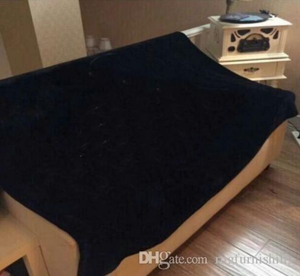 2018 brand new black white throw flannel fleece blanket 150x200cm cu tom logo hawl nap travel blanket couverture polaire manta
2018 brand new black white throw flannel fleece blanket 150x200cm cu tom logo hawl nap travel blanket couverture polaire manta