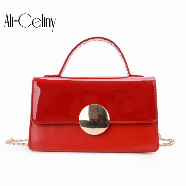 original design 2020 new texture and vintage portable small square bag fashion chain single shoulder messenger bag 
original design 2020 new texture and vintage portable small square bag fashion chain single shoulder messenger bag
