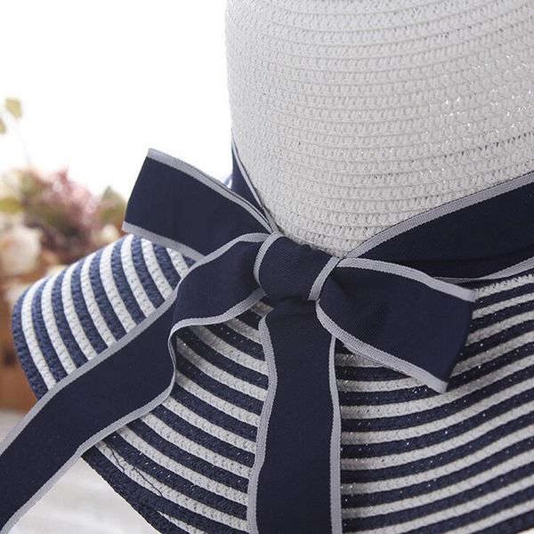 2019 fashion hepburn wind black white striped bowknot summer sun hat beautiful women straw beach hat large brimmed hat, Blue;gray
2019 fashion hepburn wind black white striped bowknot summer sun hat beautiful women straw beach hat large brimmed hat, Blue;gray