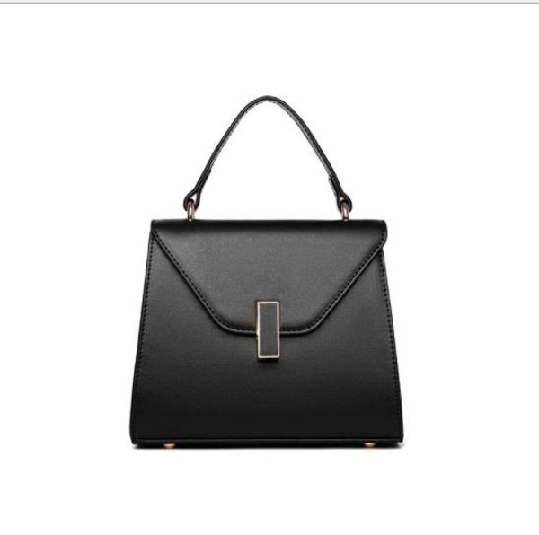 wholesale female new europe and the united states small bread fashionable tide one inclined shoulder bags portable leather handbags women
wholesale female new europe and the united states small bread fashionable tide one inclined shoulder bags portable leather handbags women
