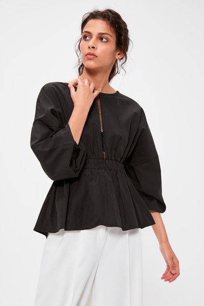 trendyol black wide shoulder detail bluz twoaw20bz0618, White
