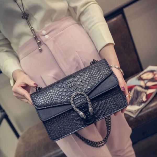 womens shoulder bags luxury handbags snake leather embossed bag chain messenger bags crossbody bag brand designer ladies hand bags
womens shoulder bags luxury handbags snake leather embossed bag chain messenger bags crossbody bag brand designer ladies hand bags