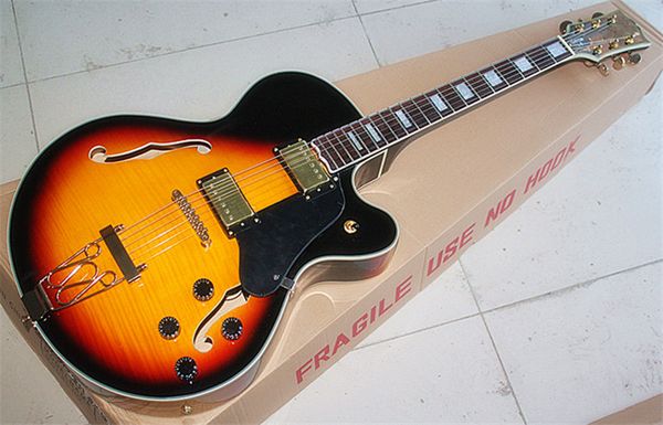 semi hollow jazz electric guitar,tobacco and golden hardwares,pull tremolo and hh pickups,can be customized to change as required
semi hollow jazz electric guitar,tobacco and golden hardwares,pull tremolo and hh pickups,can be customized to change as required