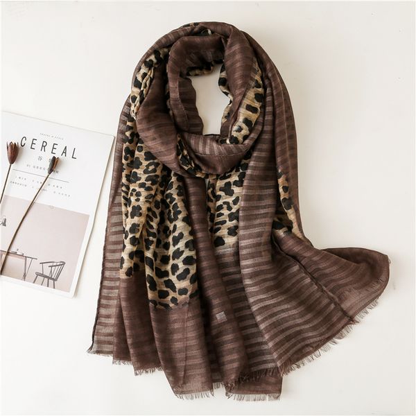 2019 women's fashion leopard polka dots fringe viscose animal print shawl scarf autumn winter scarf women muslim hijab
2019 women's fashion leopard polka dots fringe viscose animal print shawl scarf autumn winter scarf women muslim hijab