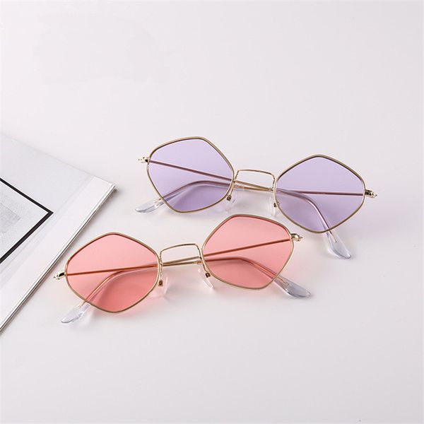 new fashion polygon sunglasses women brand vintage clear sun glasses couple eyewear uv400, White;black
new fashion polygon sunglasses women brand vintage clear sun glasses couple eyewear uv400, White;black