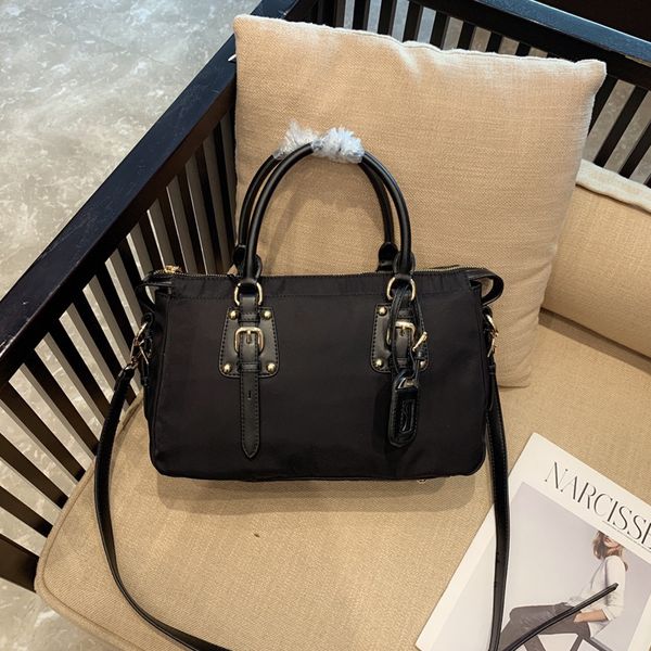 ts symbol metal nylon shoulder bag planer sumptuous handbags purses womens ladies fashion crossbody bag black tsysbb344
ts symbol metal nylon shoulder bag planer sumptuous handbags purses womens ladies fashion crossbody bag black tsysbb344