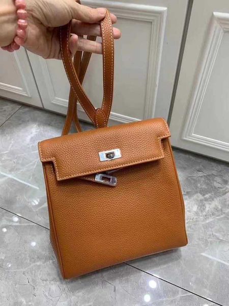 famous brand women's backpack soft granule cowhide luxury mini travel bag luggage backpacks fashion design shoulder bag handbag ship
famous brand women's backpack soft granule cowhide luxury mini travel bag luggage backpacks fashion design shoulder bag handbag ship