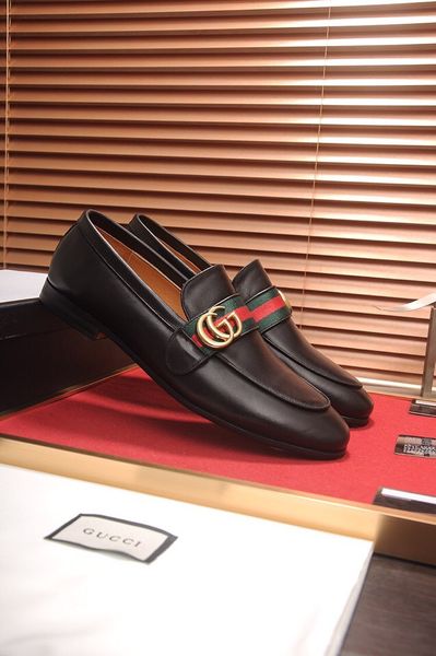 18ss designers 2018 genuine leather men brogues shoes lace-up bullock business dress men oxfords shoes male formal shoes, Black
18ss designers 2018 genuine leather men brogues shoes lace-up bullock business dress men oxfords shoes male formal shoes, Black