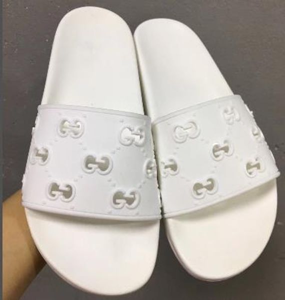 wholesale womens designerluxury sandals slide fashion brandslippers summer slipper flip flop 20021507w
wholesale womens designerluxury sandals slide fashion brandslippers summer slipper flip flop 20021507w