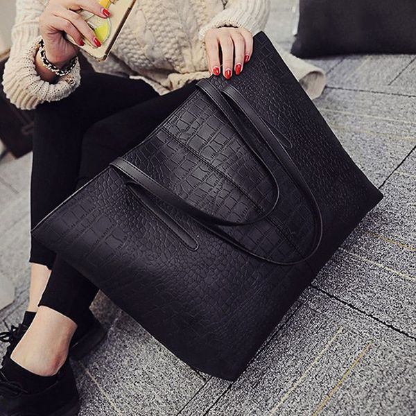 2020 new women's bag european and american fashion shoulder bag crocodile pattern tote messenger
2020 new women's bag european and american fashion shoulder bag crocodile pattern tote messenger
