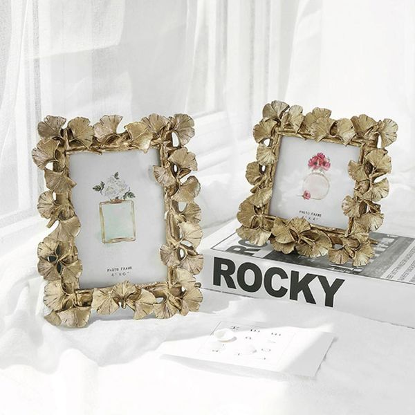 1 pcs picture frame resin poster frame classic p frames for wall hanging picture wall home decoration
1 pcs picture frame resin poster frame classic p frames for wall hanging picture wall home decoration