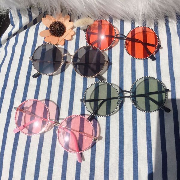 2019 brand children boy girl metal frame goggles sunglasses new fashion kids popular bling outdoor glasses eyewear holiday beach
2019 brand children boy girl metal frame goggles sunglasses new fashion kids popular bling outdoor glasses eyewear holiday beach