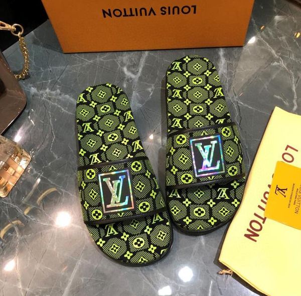 Europ Luxury Slide Summer Fashion louis Wide Flat Slippery#; 13lv с толстыми сандалиями тапочки Мужчины Женщины сандалии дизайнерская обувь вьетнамки
Europ Luxury Slide Summer Fashion louis Wide Flat Slippery#; 13lv с толстыми сандалиями тапочки Мужчины Женщины сандалии дизайнерская обувь вьетнамки