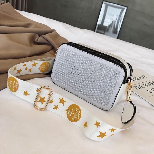 2019 new korean version of the simple fashion wild trend diamond shoulder bag messenger bag wide shoulder strap high quality
2019 new korean version of the simple fashion wild trend diamond shoulder bag messenger bag wide shoulder strap high quality