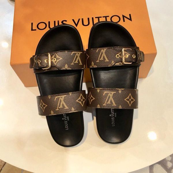 luxury fashion slippers women shoes sandals printed leather leisure flip flops non-slip summer classic beach slipper for woman high qualit, Black
luxury fashion slippers women shoes sandals printed leather leisure flip flops non-slip summer classic beach slipper for woman high qualit, Black