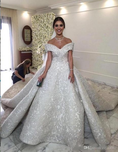 2020 spring summer lace appliques beads a line bridal gowns court train wedding dress arabic vestido luxury off the shoulder wedding dresses, White
2020 spring summer lace appliques beads a line bridal gowns court train wedding dress arabic vestido luxury off the shoulder wedding dresses, White