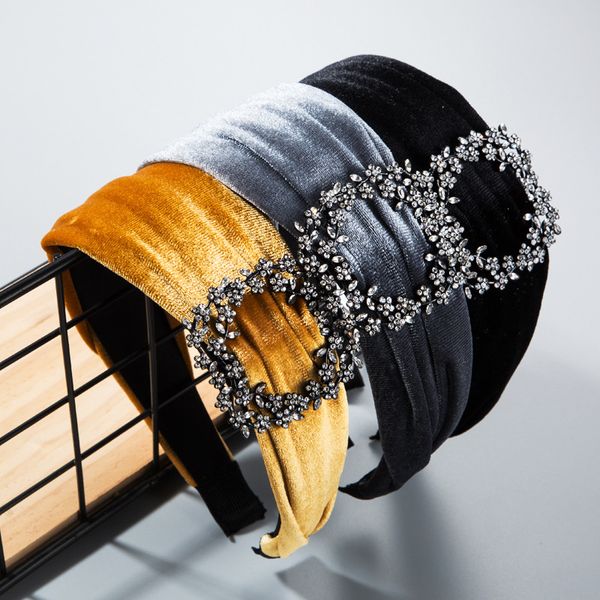 japanese and korean pleated rhinestone head hoop wide edge simple gold velvet hair hoop women's hair press shampoo head hoop, Silver
japanese and korean pleated rhinestone head hoop wide edge simple gold velvet hair hoop women's hair press shampoo head hoop, Silver