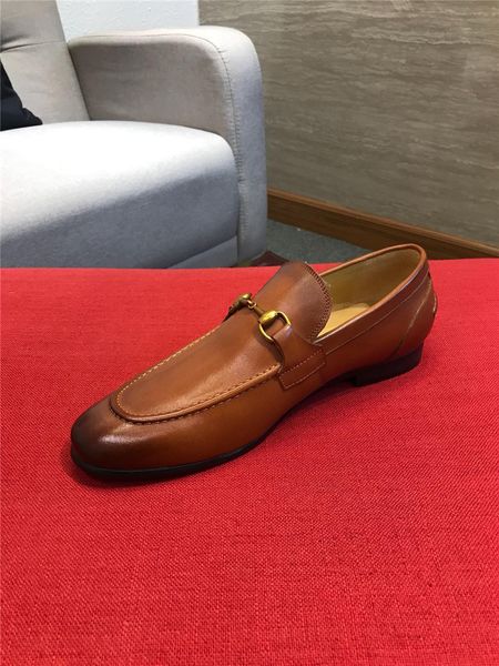 19ss new men dress shoes fashion oxford business men shoes pu leather soft casual breathable men's flats slip-on shoes, Black
19ss new men dress shoes fashion oxford business men shoes pu leather soft casual breathable men's flats slip-on shoes, Black