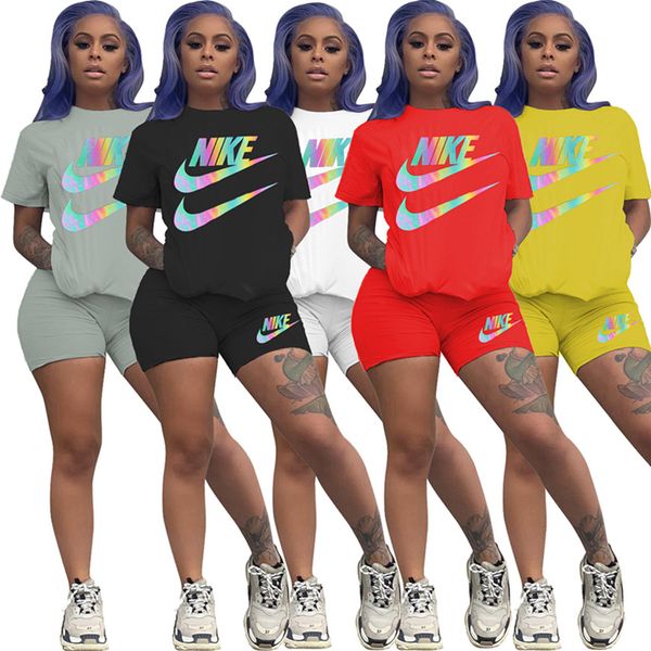 summer women jogger suit sports two piece set black letter outfits short sleeve t-shirt+shorts plus size tracksuit casual sportswear 3390, Black;gray
summer women jogger suit sports two piece set black letter outfits short sleeve t-shirt+shorts plus size tracksuit casual sportswear 3390, Black;gray