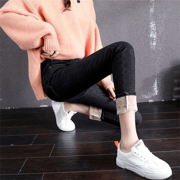 winter high waist jeans women's thick velvet warm jeans black mom lamb hair plus velvet skinny stretch pencil pants, Blue
winter high waist jeans women's thick velvet warm jeans black mom lamb hair plus velvet skinny stretch pencil pants, Blue